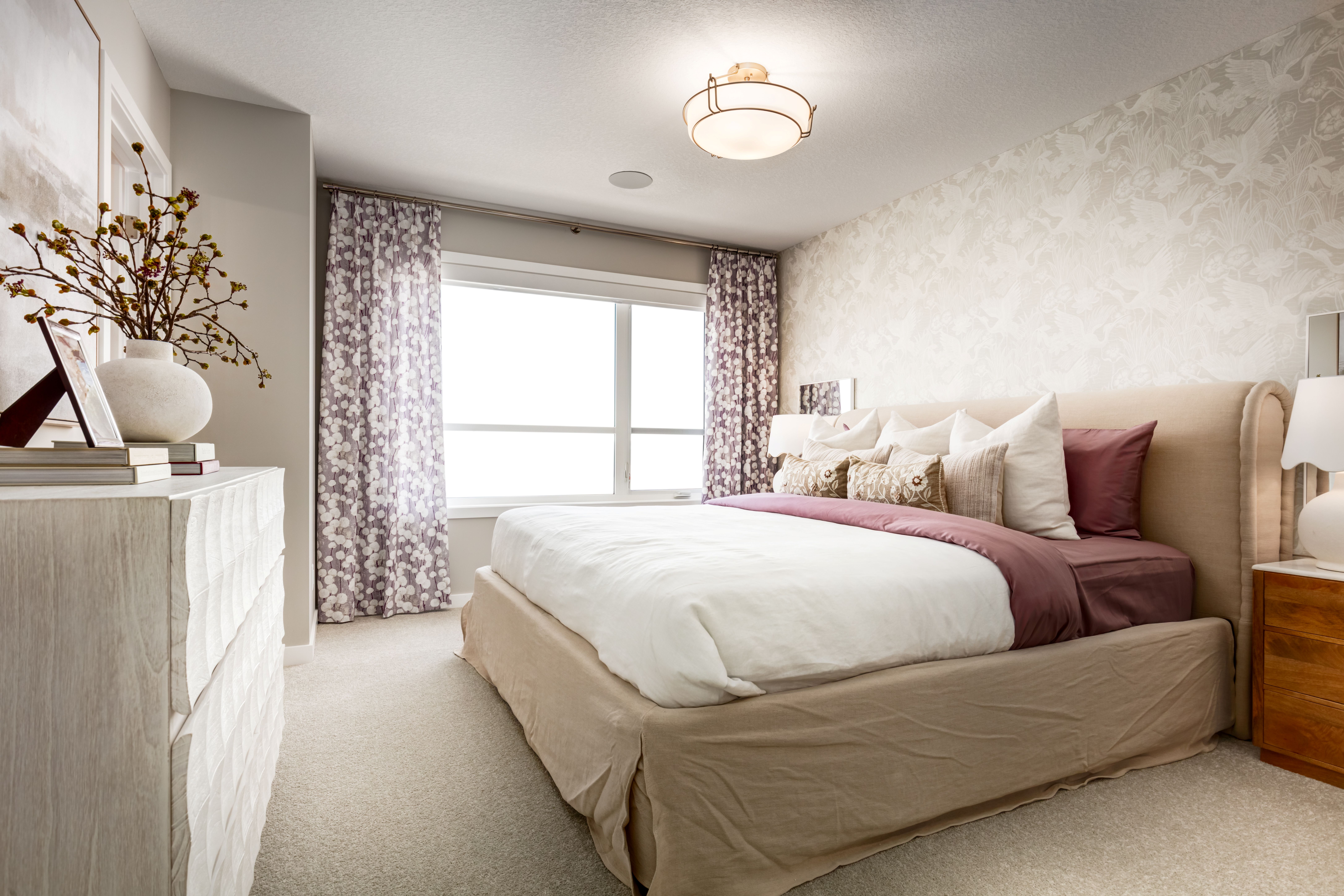 Livingston Lotus_LIV_Interior_PrimaryBedroom
